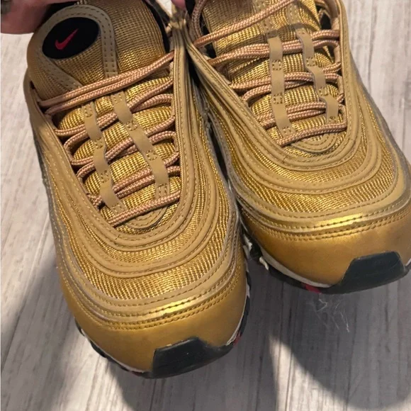 Nike Gold Bullets - Picture 5 of 7